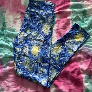 Lularoe starry night OS leggings NWT
